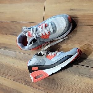Nike Air max youth sneakers